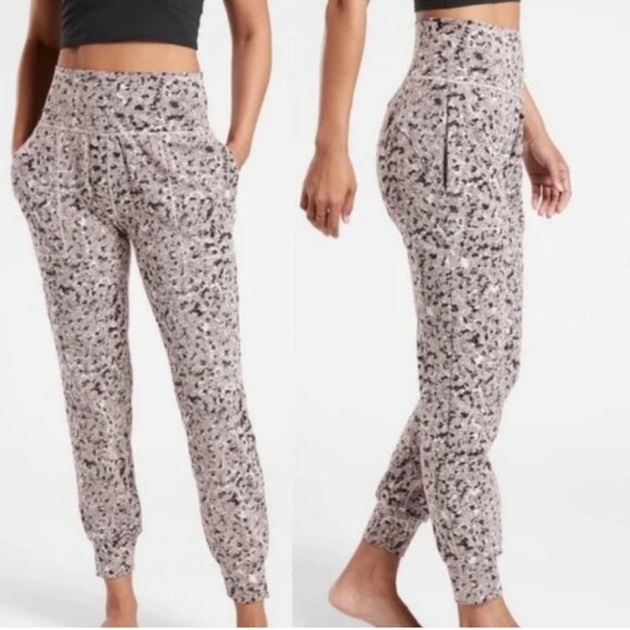 Athleta Pants - ATHLETA Salutation Meadow Decadent Textured Jogger Pant Medium